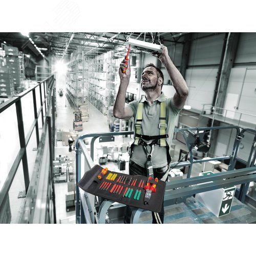 Набор отвёрток-насадок диэлектрических с рукояткой-держателем + электромонтажные клещи 17 предметов. Набор Kraftform Kompakt VDE 17 extra slim 1 - фото 2