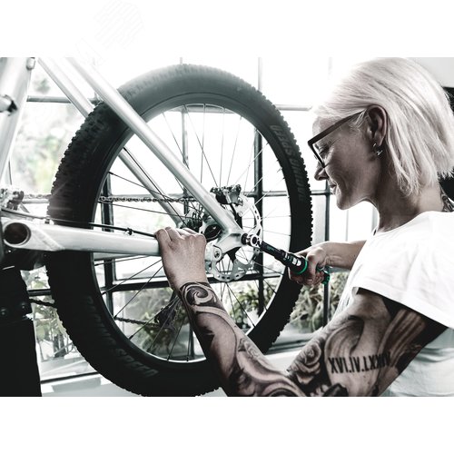 Ключ динамометрический с трещоткой с реверсом шестигранник 1/4 2.5-25 Нм погрешность ± 4% 290 мм. Click-Torque A 6 - фото 3