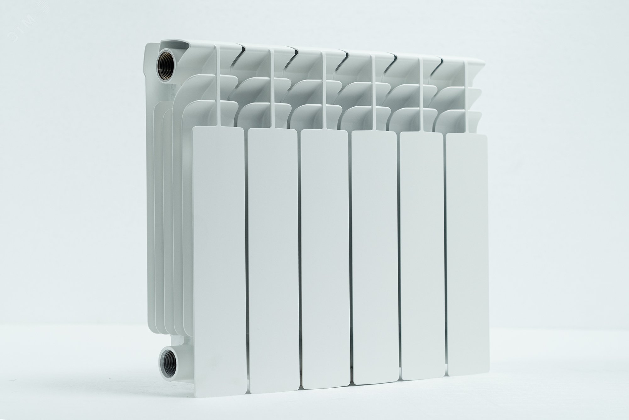 Радиатор биметаллический секционный 350/100/4 боковое подключение RRC350*100BM04 Русский Радиатор - превью