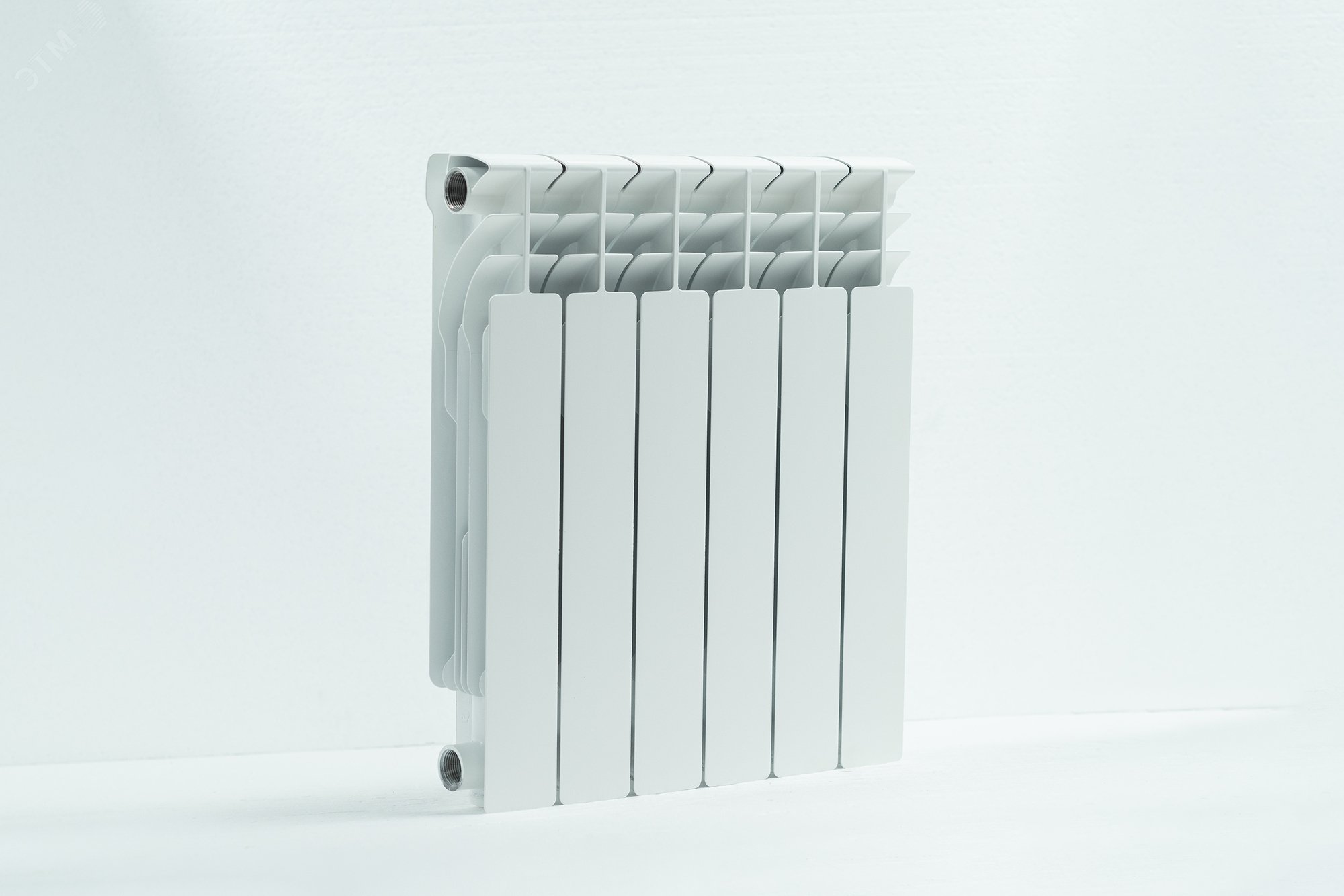 Радиатор алюминиевый секционный 500/100/8 боковое подключение RRC500*100AL08 Русский Радиатор - превью