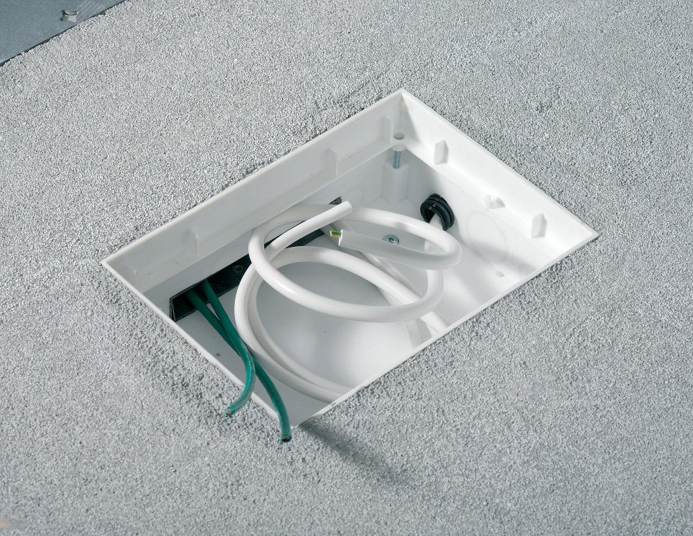 Коробка установочная для лючков пластиковая серая 75-955 мм артикул ...