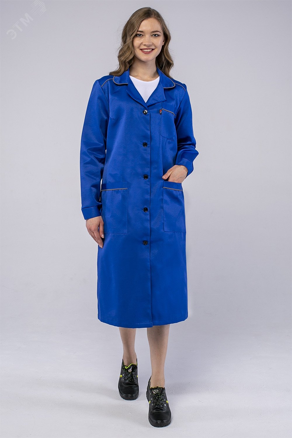 Изображение товара Женский халат ИТР из смесовой ткани с карманами и пуговицами зимний демисезон