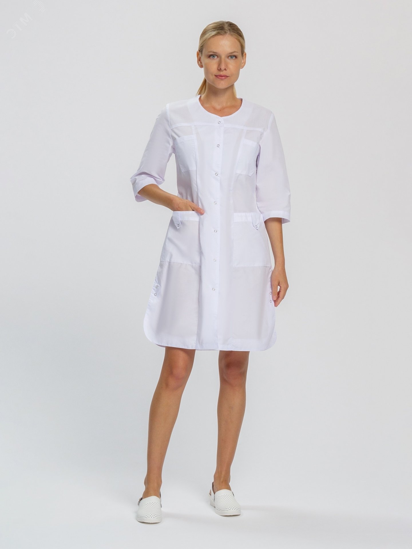 Изображение товара Халат женский Орхидея белый полуприталенный с карманами