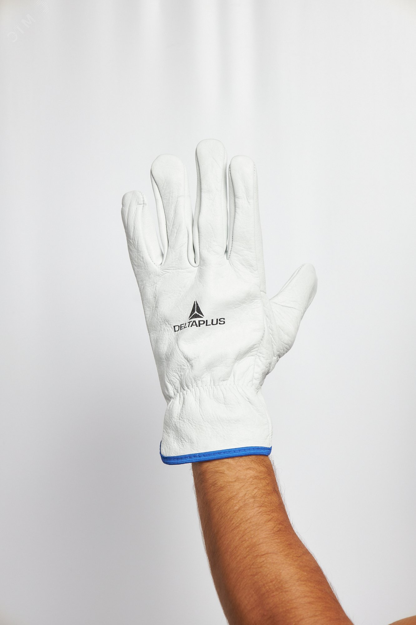 Изображение товара Перчатки из натуральной воловьей кожи FBN49 серого цвета зимние для защиты рук