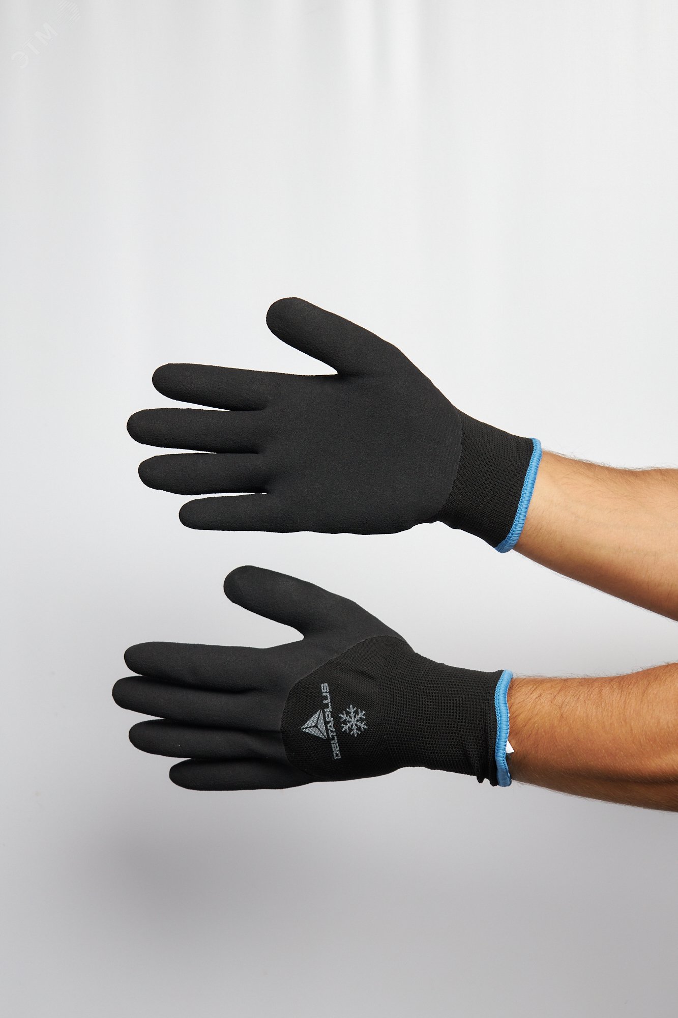 Изображение товара Перчатки с покрытием из вспененного нитрила VV750 утепленные размер 10 черные