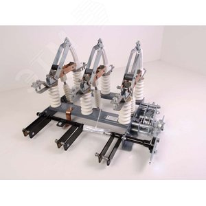 Изображение товара Выключатель нагрузки ВНА(Л)-10/630-20з УХЛ2 полиамид в комплекте с приводами и вилками (шт)