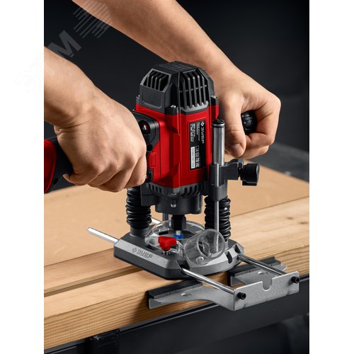 Фрезер универсальный 1200 Вт, 50 мм - фото 3