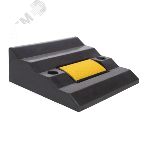 Изображение товара Съезд с бордюра резиновый СР-110 0,3х0,29х0,11м (шт)