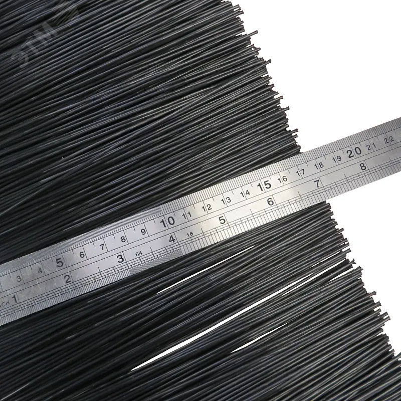 Изображение товара Щетка полосовая для ворот 2500х183х8, ворс высотой 175 мм PPL черный 1.25 (шт)