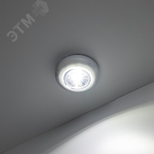 Фонарь-подсветка настенный на батарейках PUSHLIGHT самоклеящийся замена батареек без отклеивания диодный 3Вт 3хААА 29097 1 Ritter - фото 8