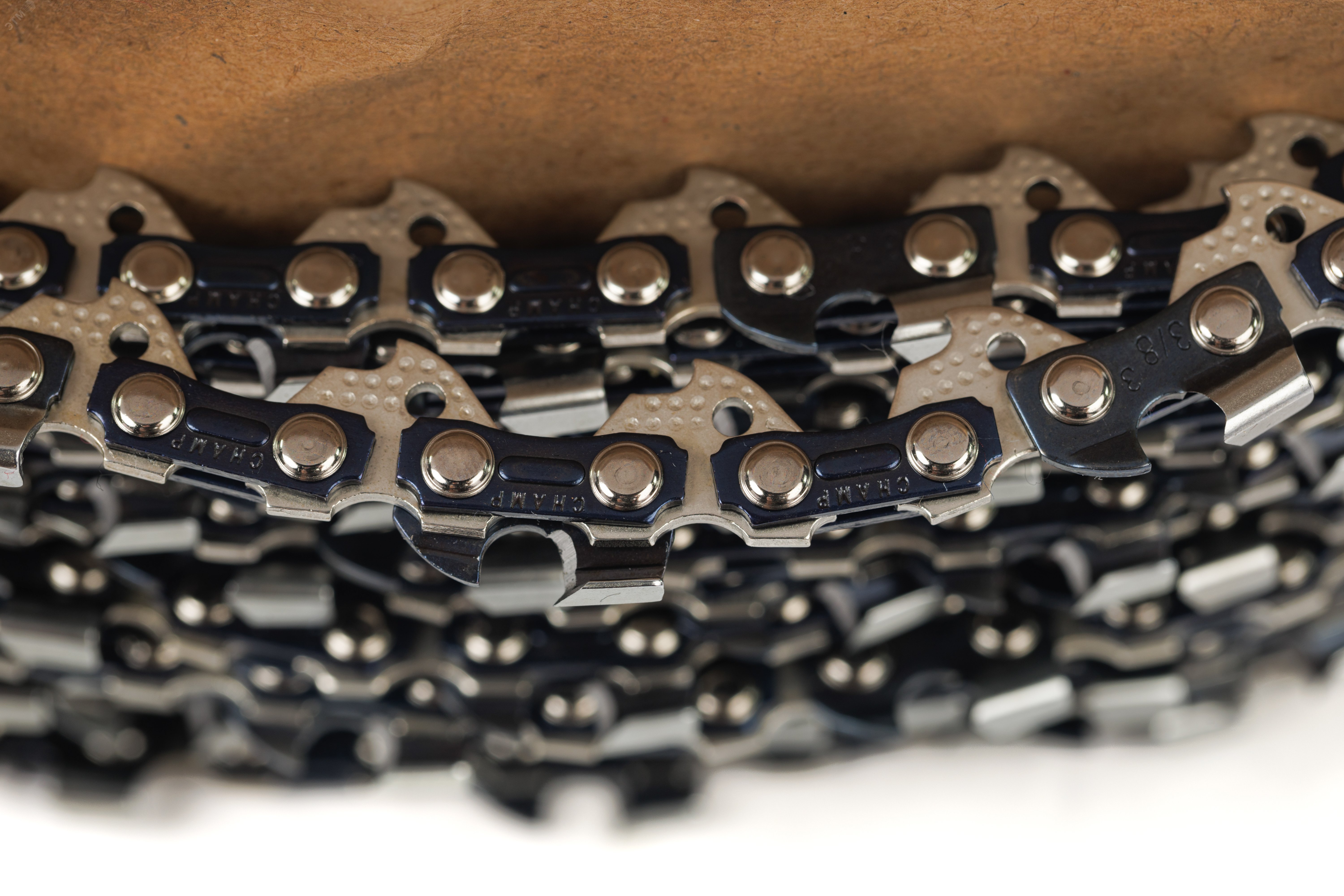 Изображение товара Цепь для бензопил PRO 3/8-1.3 1640 звеньев CHAMPION