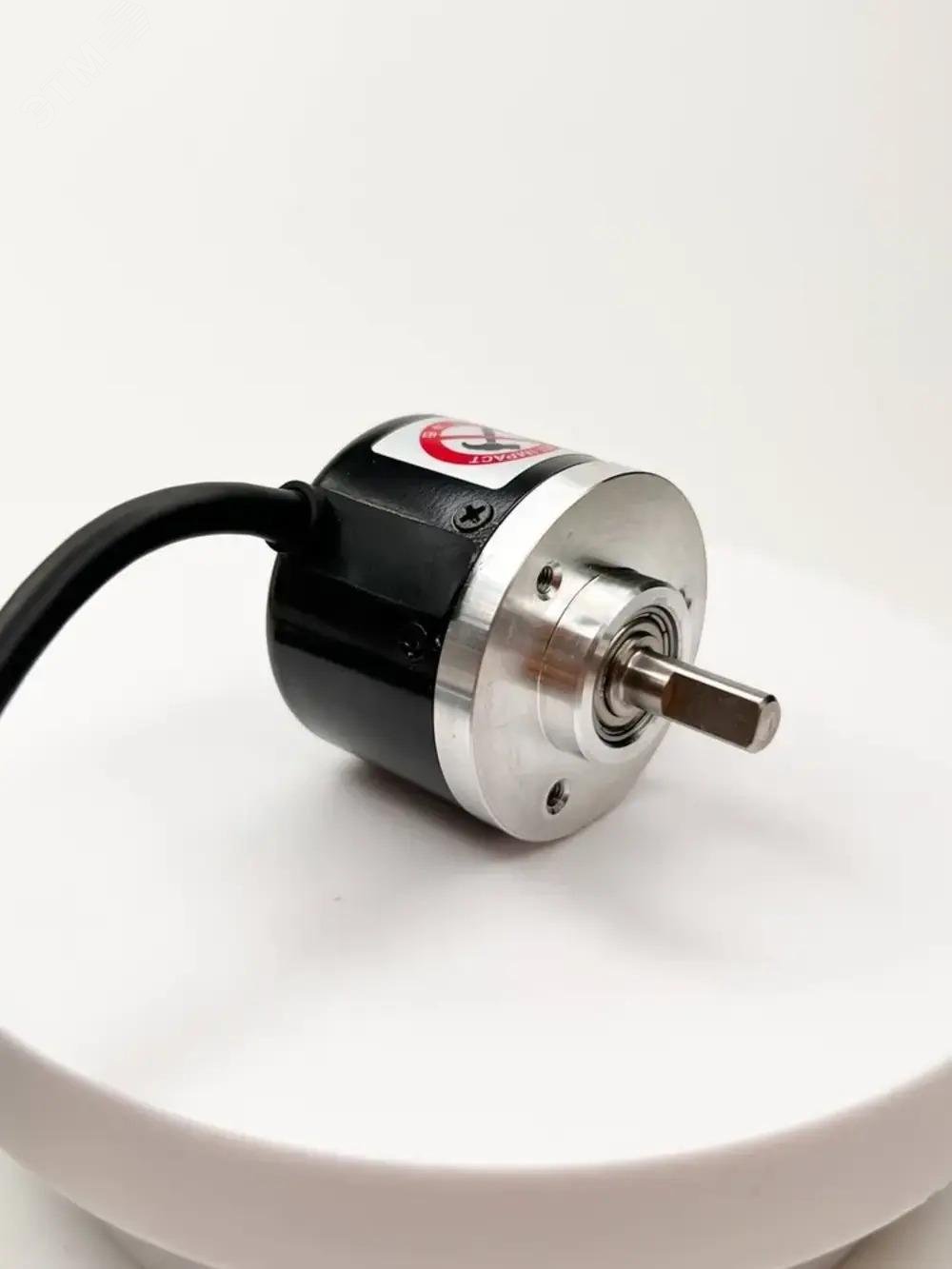 Изображение товара Энкодер инкрементальный в компактном корпусе ?40мм (с выступающим валом) E40S6-1024-6-L-5 (шт)