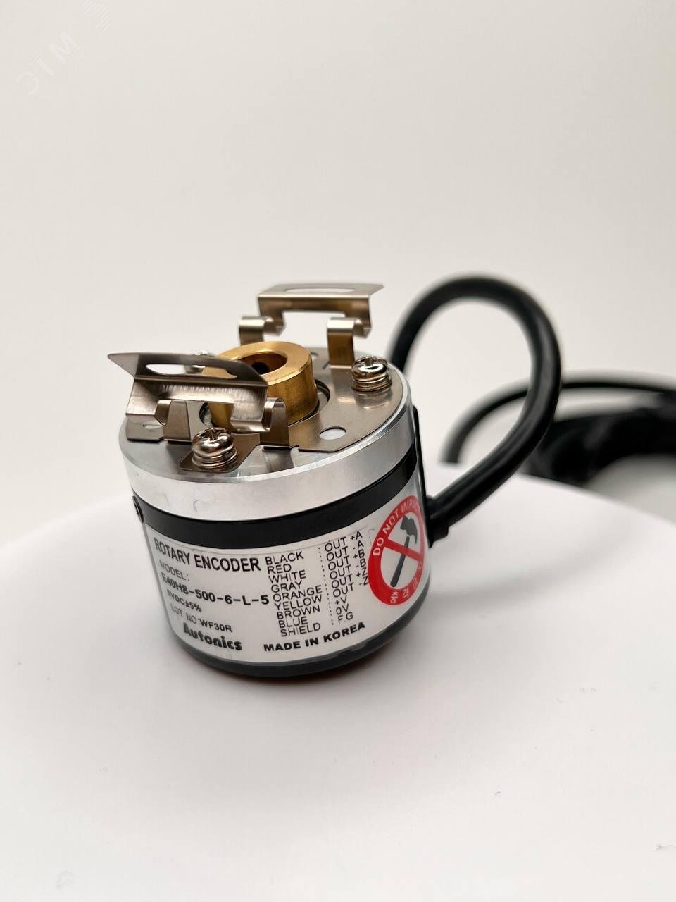 Изображение товара Энкодер инкрементальный в компактном корпусе ?40мм (с полым сквозным валом) E40H8-1024-6-L-5 (шт)