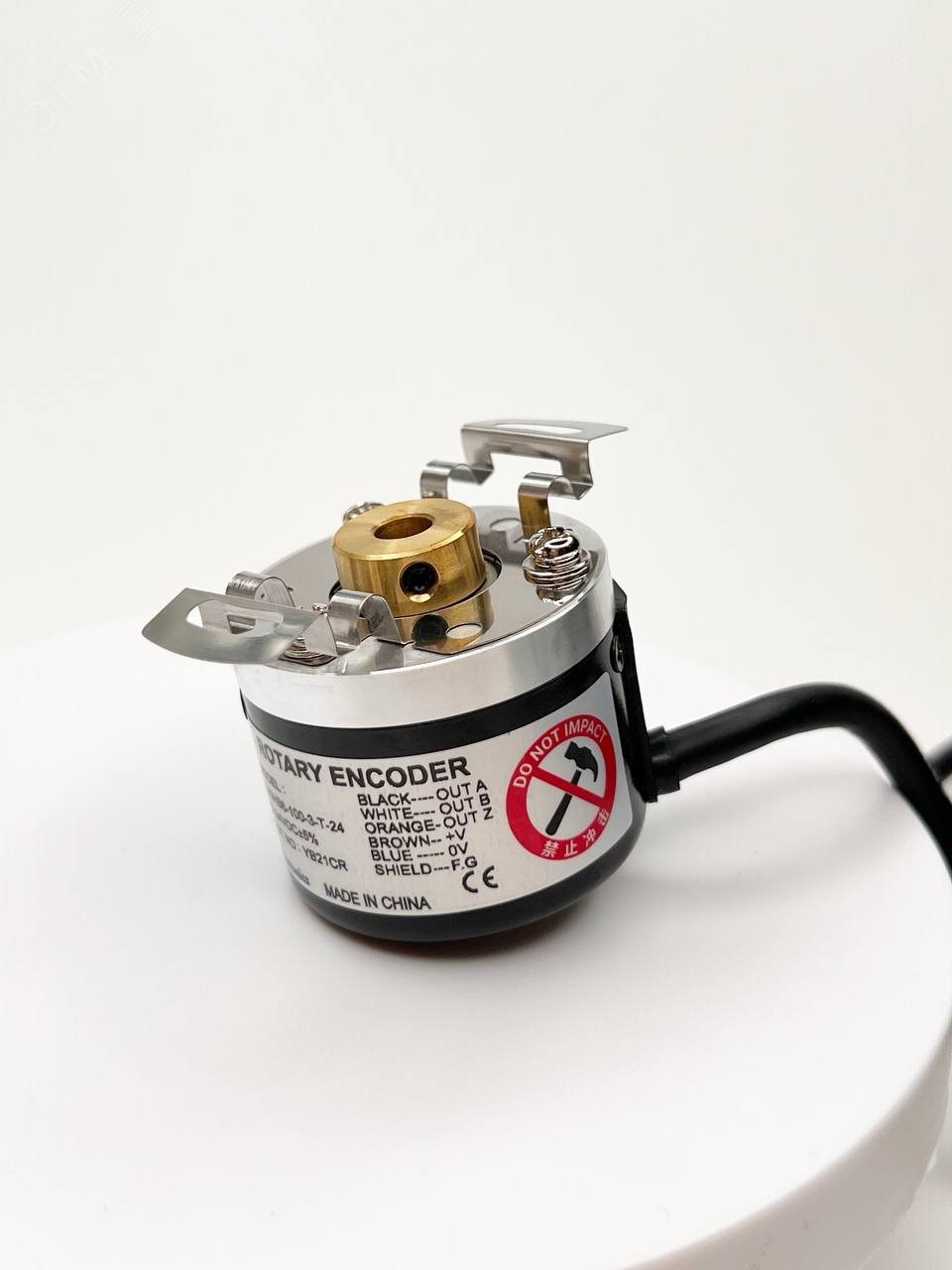 Изображение товара Инкрементальный энкодер Autonics E40HB6-100-3-T-24 40 мм корпус