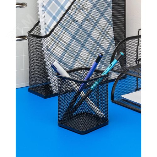 Изображение товара Подставка-стакан для канцелярских принадлежностей Attache черная 8x8x10 см (металлическая сетка) (шт)