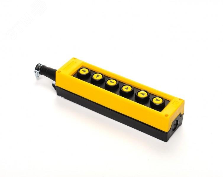 Изображение товара Пульт управления 6 кнопок со стрелками, IP65, 250В 4А, пластиковый корпус, турция