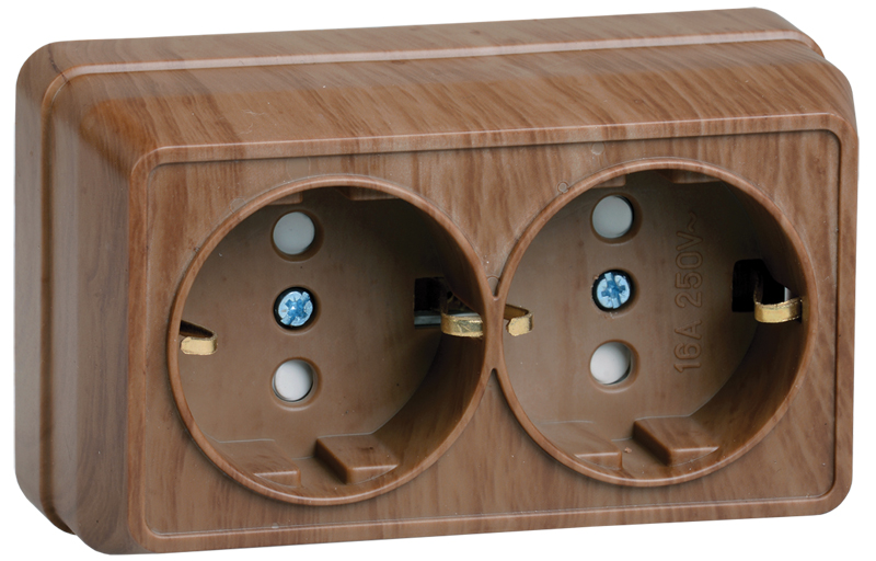 OKTAVA Розетка 2-местная с заземлением с защитными шторками для открытой установки 16А РСш22-3-ОД дуб GENERICA