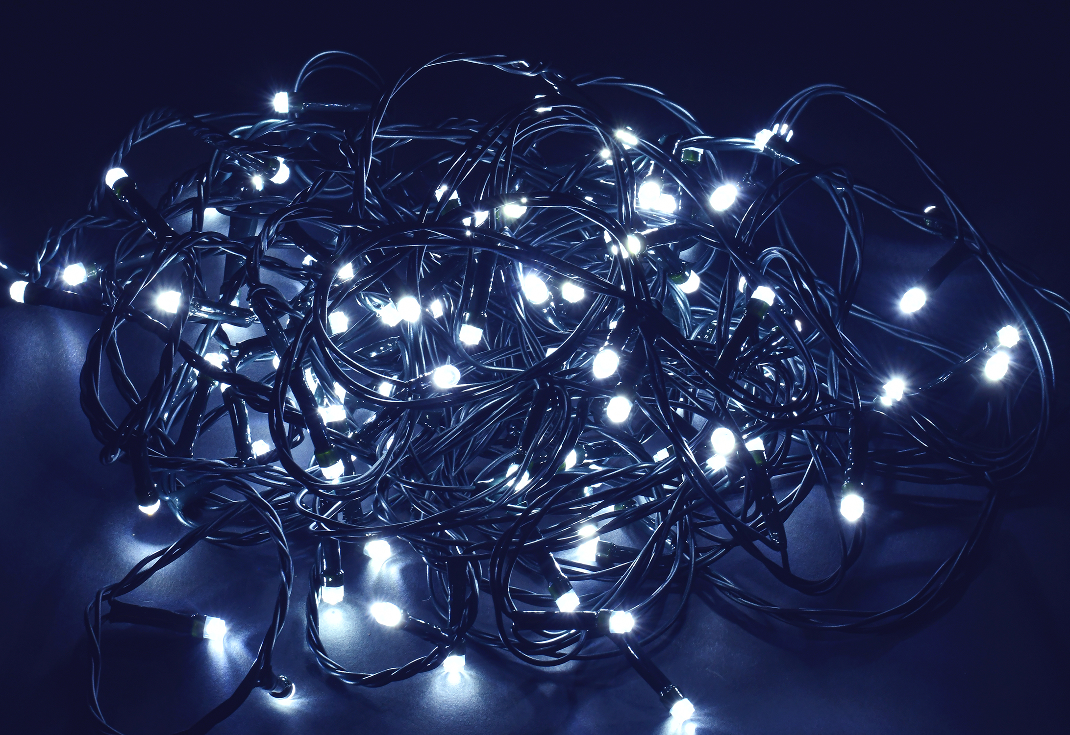 Гирлянда нить 10 м 100 светодиодов белый свет IP20 зеленый шнур 1,5 м 230 В контроллер 8 сцен LIGHTING