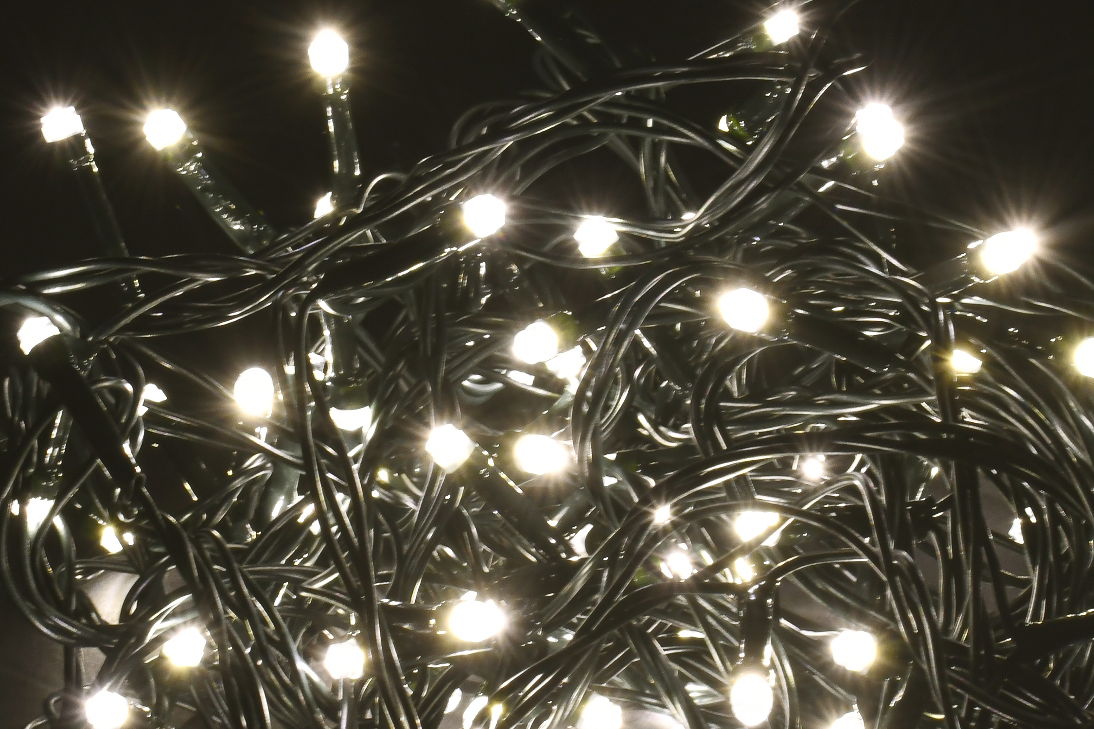 Гирлянда нить 5 м 50 светодиодов теплый белый свет IP20 зеленый шнур 1,5 м 230 В контроллер 8 сцен LIGHTING