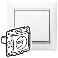 Розетка 1-местная без заземления без защитных шторок 16А белый VALENA DIY