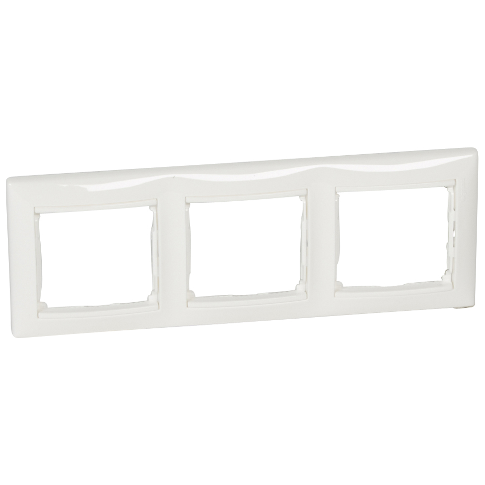 Рамка 3-местная белый VALENA