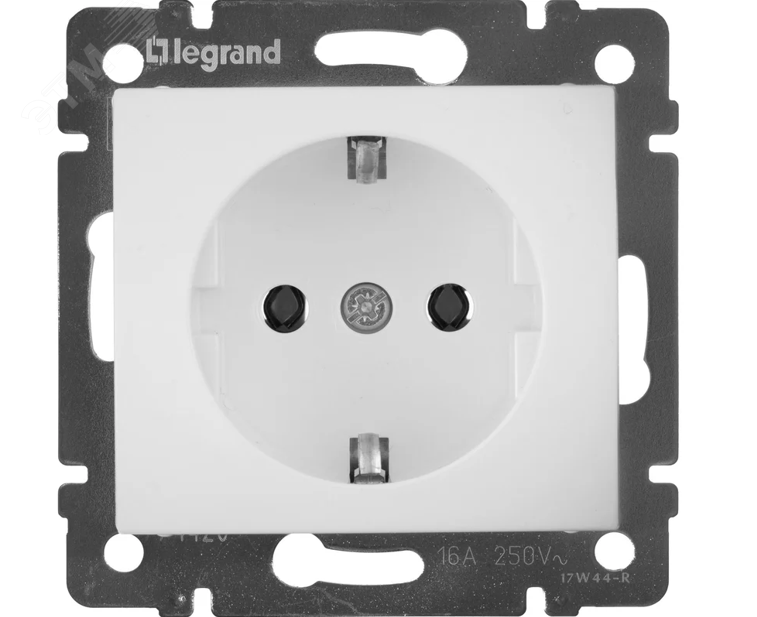 Изображение товара Розетка 1-местная с заземлением VALENA 16А белый арт.774420