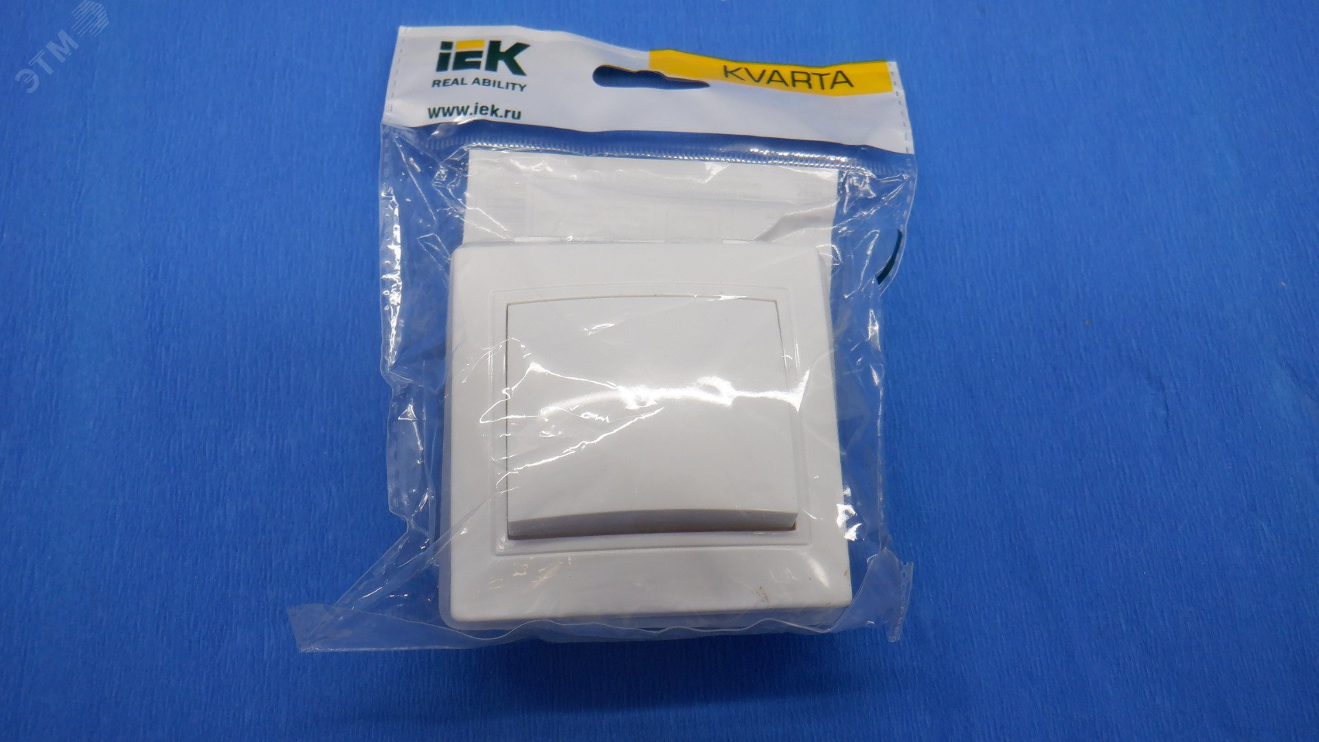 КВАРТА Выключатель 1-клавишный ВС10-1-0-КБ-44 10А IP44 белый KV-V10-10-44-K01 IEK