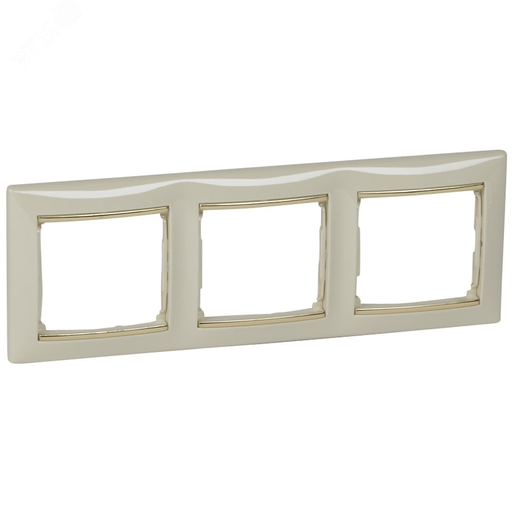 Изображение товара Рамка 3-местная слоновая кость с золотым штрихом VALENA