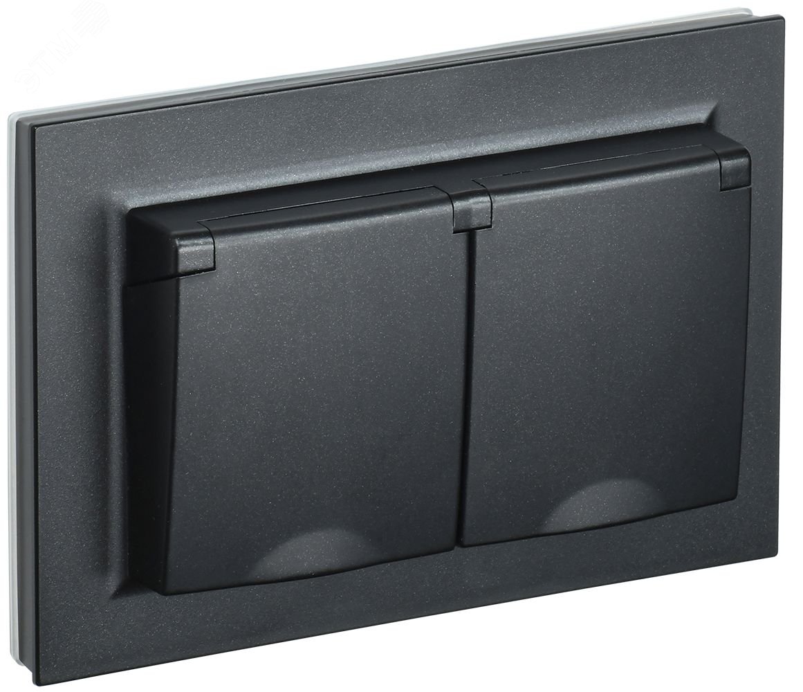 Изображение товара BRITE Розетка двойная с заземлением и защитными шторками 16А черная