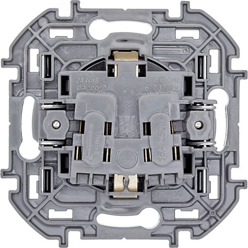 Розетка 1-местная с заземлением с защитными шторками 16А антрацит INSPIRIA - фото 2