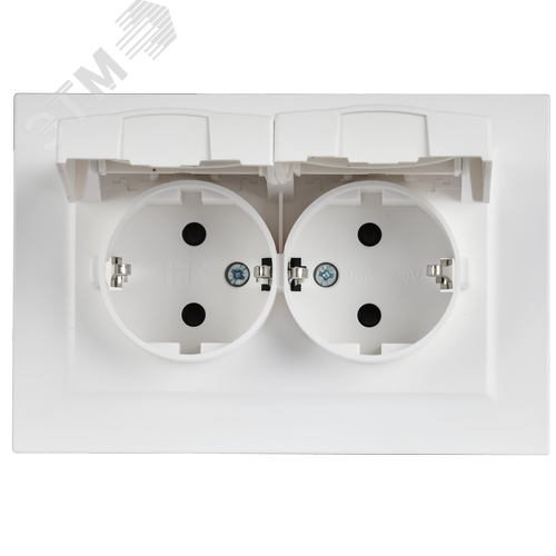 BRITE Розетка 2-местная с заземлением с защитными шторками и крышкой 16А в сборе IP44 РСбш12-3-44-БрАБ арктический белый IEK - фото 2
