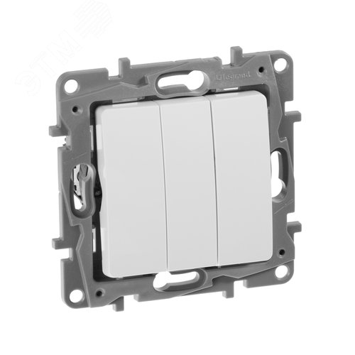 Изображение товара ETIKA Выключатель трехклавишный белый 10АХ (шт)