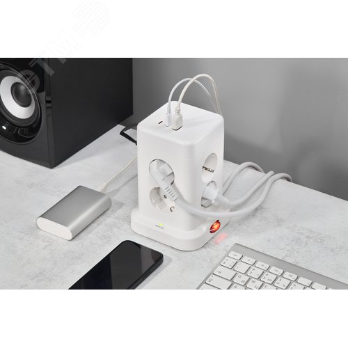DOMINIC Удлинитель У08K 8 мест 2P+PE 1,5м 3х1,0мм2 16А/250В USB A+C 20Вт белый IEK - фото 3