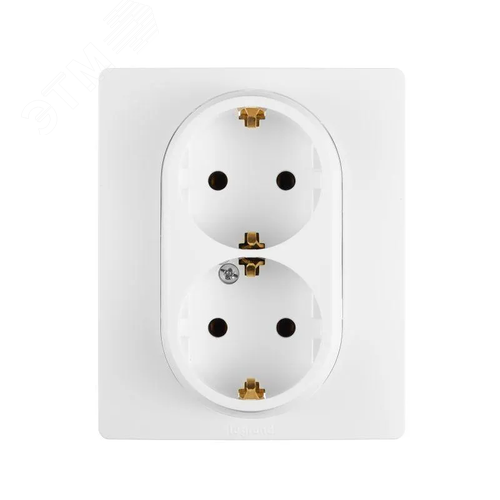 Изображение товара Розетка 2-местная с заземлением без защитных шторок в сборе 16А белый ETIKA (шт)