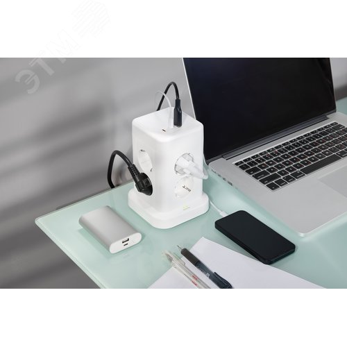 DOMINIC Удлинитель У08K 8 мест 2P+PE 1,5м 3х1,0мм2 16А/250В USB A+C 20Вт белый IEK - фото 4