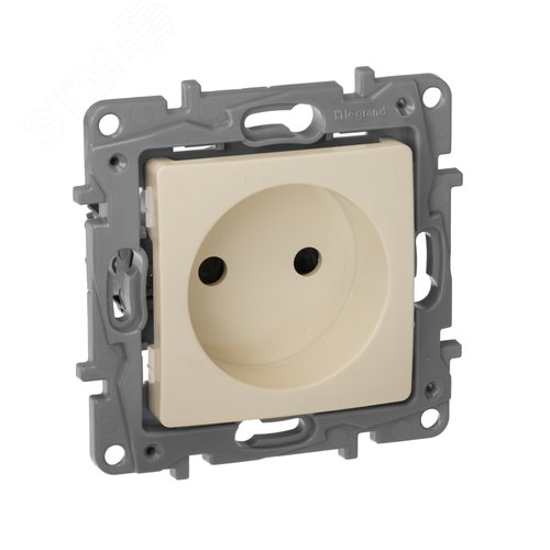 Изображение товара Розетка 1-местная без заземления с защитными шторками 16А слоновая кость ETIKA (шт)