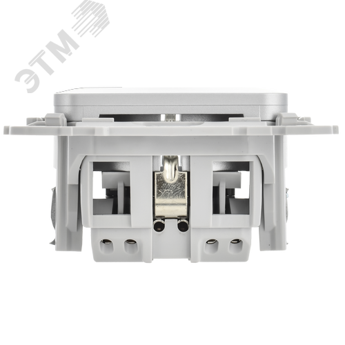 FLITE Розетка с заземлением с защитными шторками безвинтовое крепление 16А РСш11-1-ФлА алюминий IEK - фото 4