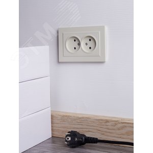 BRITE Розетка 2-местная без заземления с защитными шторками 10А в сборе РСш12-2-БрКр бежевый IEK - фото 6