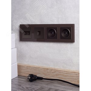 BRITE Рамка 4 поста РУ-4-2-БрТБ стекло бронза - фото 5