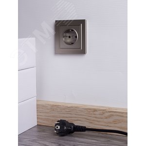 BRITE Розетка 1 пост с заземлением с защитными шторками 16А в сборе РСР14-1-0-БрШ шампань IEK - фото 6