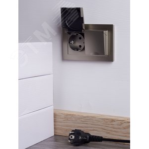 BRITE Розетка двойная с заземлением с защитными шторками и крышкой 16А в сборе IP44 РСбш12-3-44-БрШ шампань - фото 8