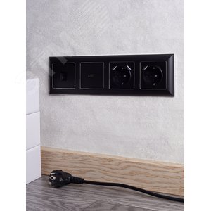 BRITE Рамка 4 поста РУ-4-Бр хром/черный IEK - фото 5