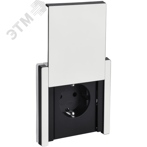Изображение товара FORTE&PIANO Розетка 1-местная с заземлением с защитными шторками и крышкой винтовое крепление 16А IP44 FP221M металл белый IEK (шт)
