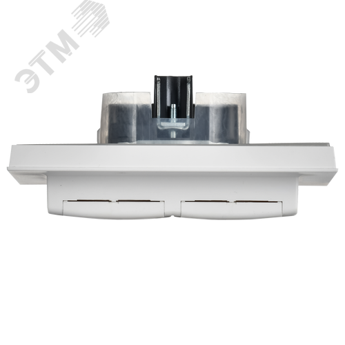 BRITE Розетка 2-местная с заземлением с защитными шторками и крышкой 16А в сборе IP44 РСбш12-3-44-БрАБ арктический белый IEK - фото 4