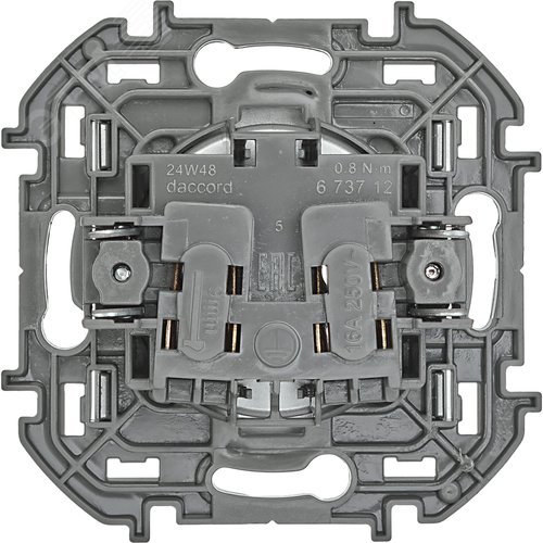 Розетка 1-местная без заземления без защитных шторок 16А алюминий INSPIRIA - фото 4