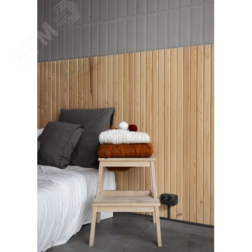 Розетка 2-местная для открытой установки с заземлением без защитных шторок с предварительным подключением 16А черный матовый QUTEO - фото 5