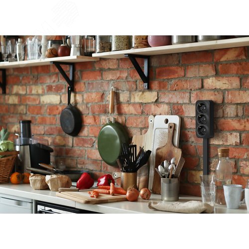 Розетка 3-местная для открытой установки с заземлением с защитными шторками с предварительным подключением 16А черный матовый QUTEO - фото 6