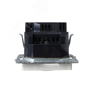 BRITE Розетка 1 пост с заземлением с защитными шторками 16А с USB A+A 5В 3,1А РЮш10-2-БрБ белый - фото 5