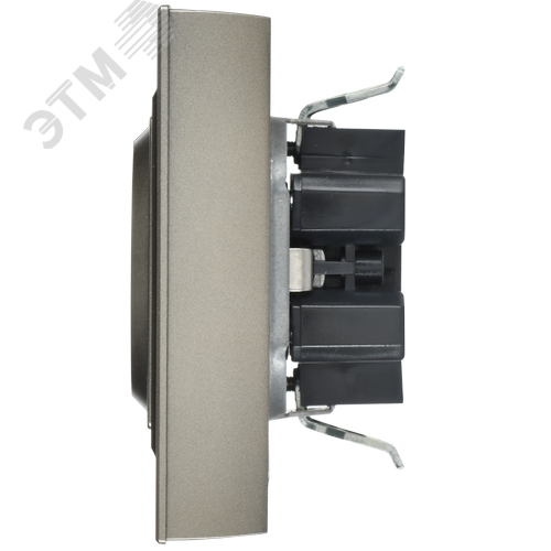 BRITE Розетка 2-местная с заземлением с защитными шторками плоская 16А в сборе РСшПл12-3-БрШ шампань IEK - фото 5