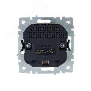 BRITE Розетка с заземлением с защитными шторками 16А с USB A+A 2,1А РЮш10-1-БрКр бежевый - фото 4